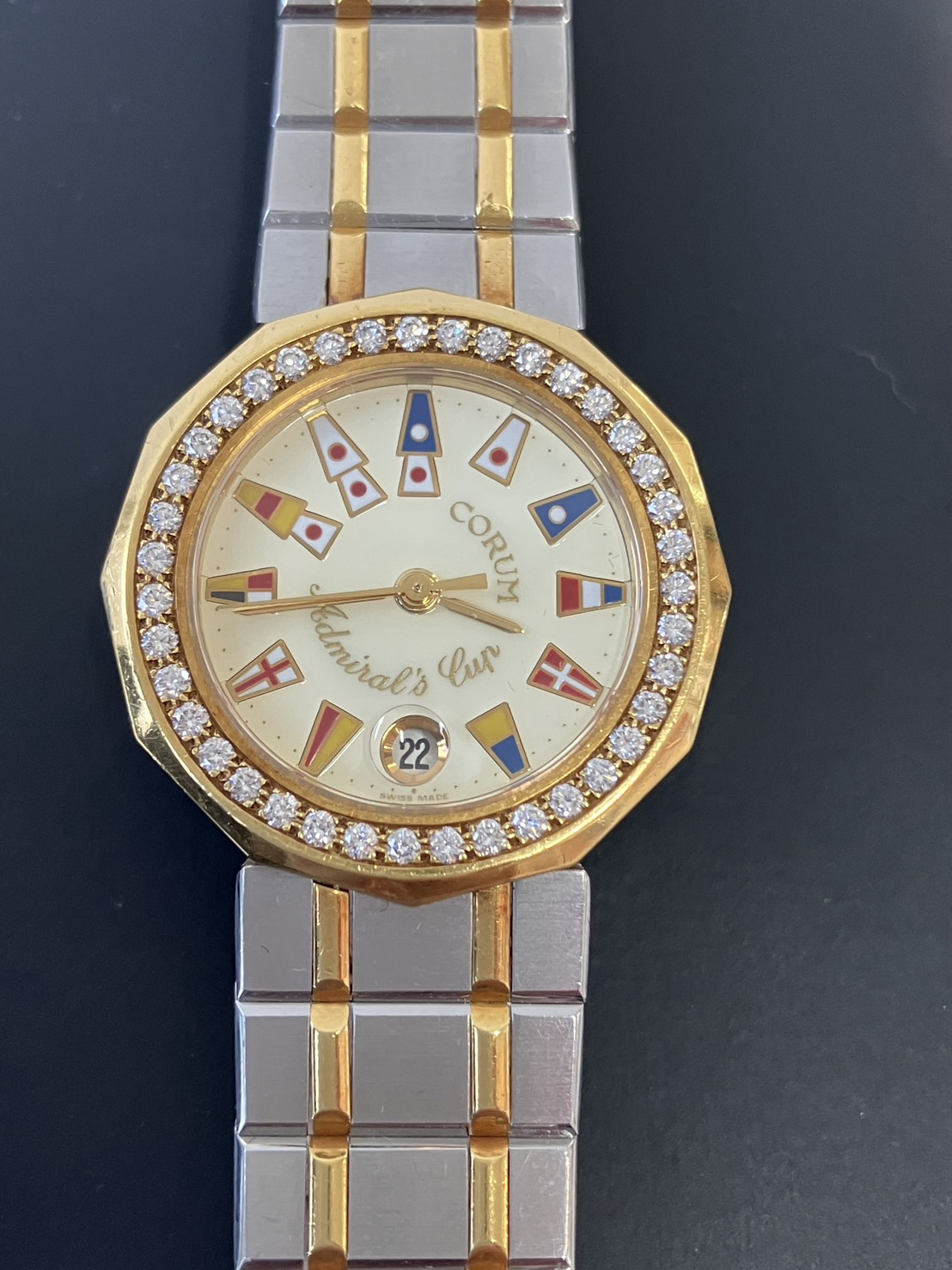 コルム　アドミラルズカップ 　クオーツ時計