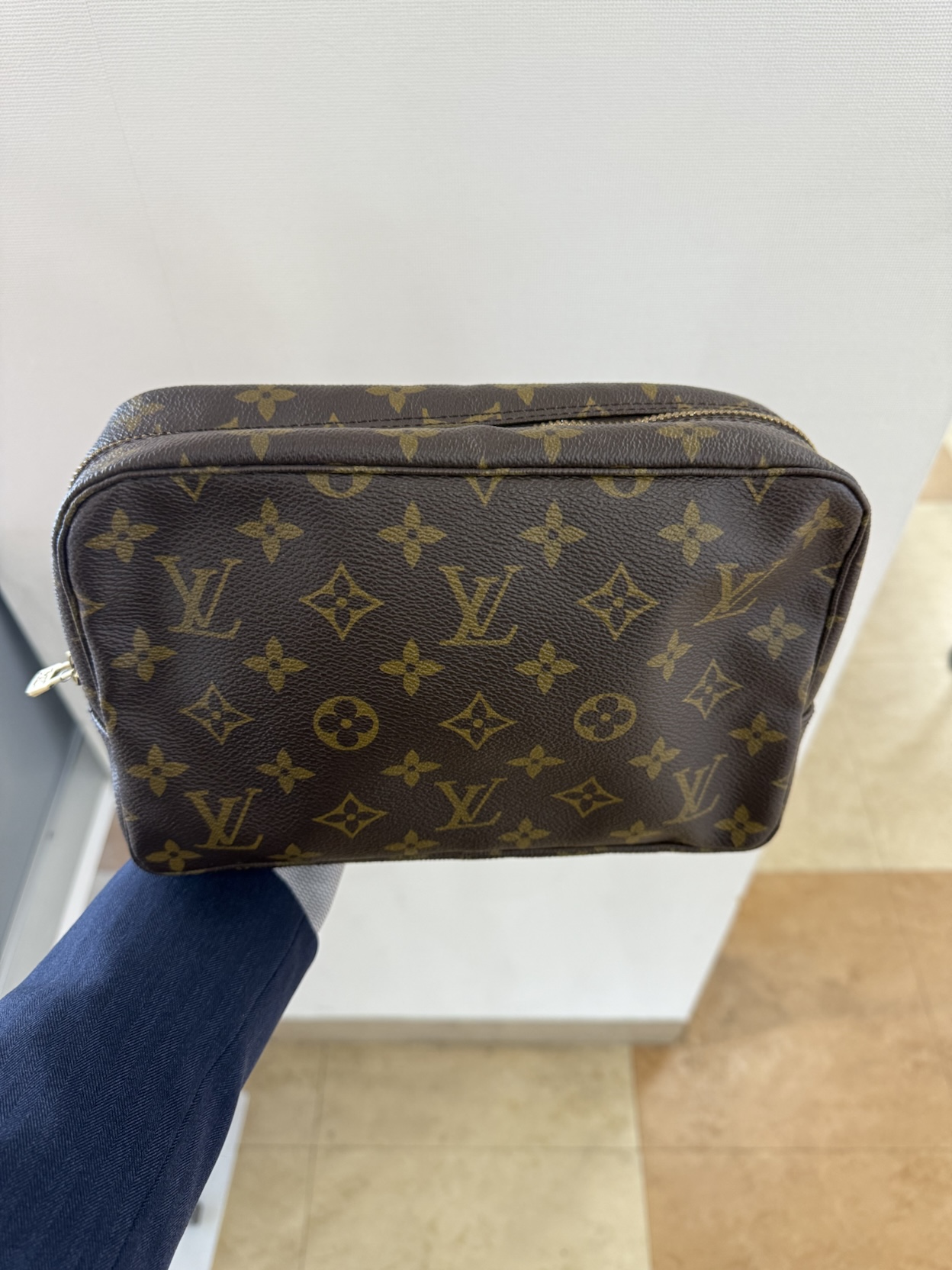 LOUIS VUITTON トゥルーストワレット